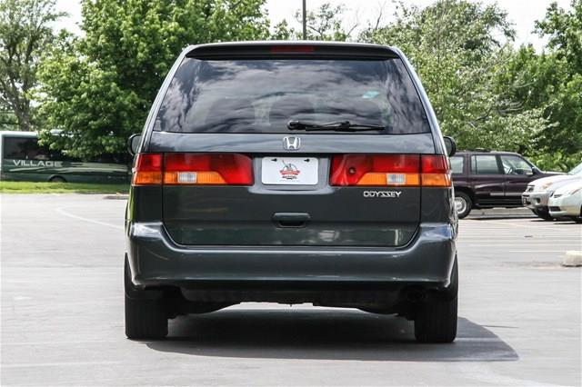 Honda Odyssey 2004 photo 12