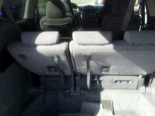 Honda Odyssey 2005 photo 4