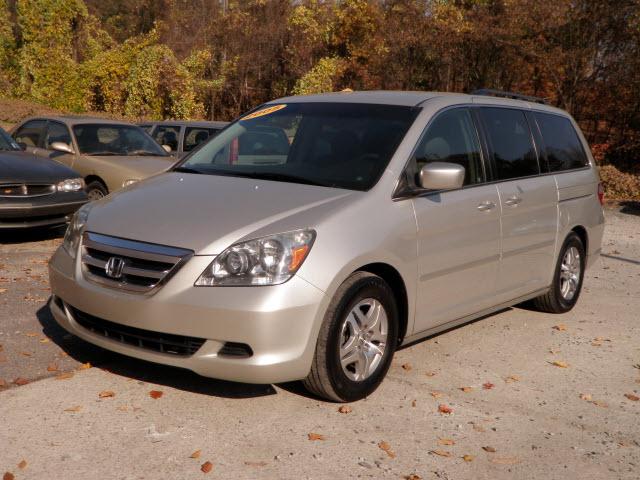 Honda Odyssey 2005 photo 1