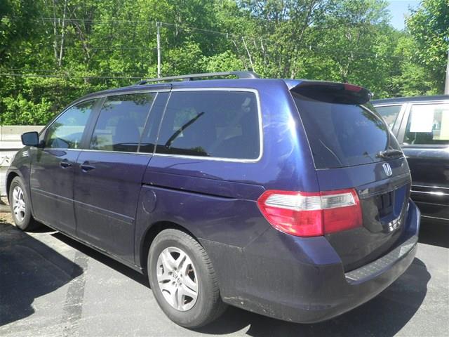 Honda Odyssey 2005 photo 4