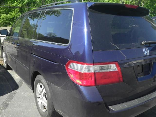 Honda Odyssey 2005 photo 6