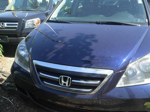 Honda Odyssey 2005 photo 7