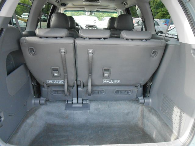 Honda Odyssey 2005 photo 12