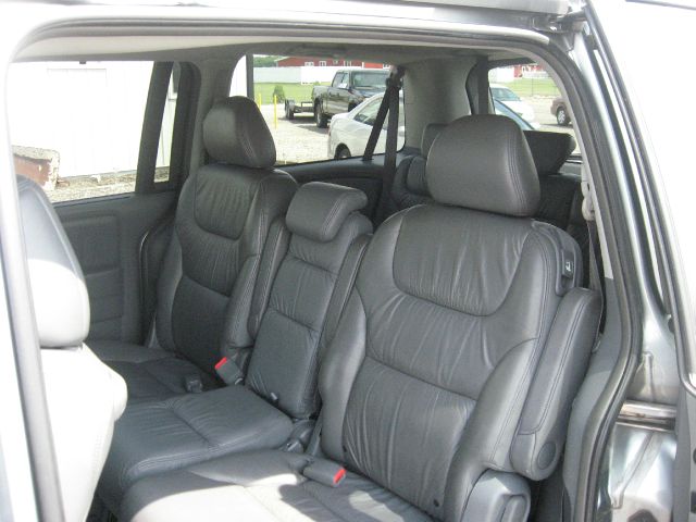 Honda Odyssey 2005 photo 1