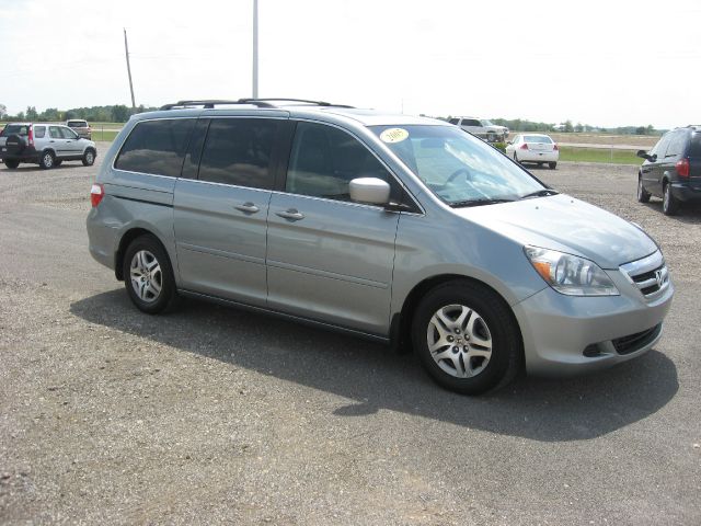 Honda Odyssey 2005 photo 5