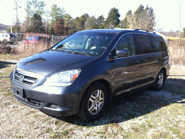 Honda Odyssey 2005 photo 3