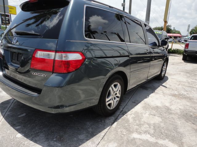 Honda Odyssey Open-top MiniVan