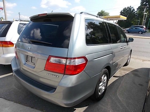 Honda Odyssey 2005 photo 1