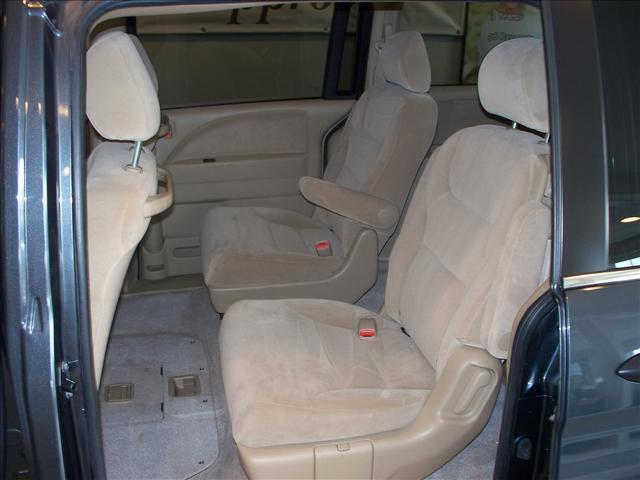 Honda Odyssey 2005 photo 3