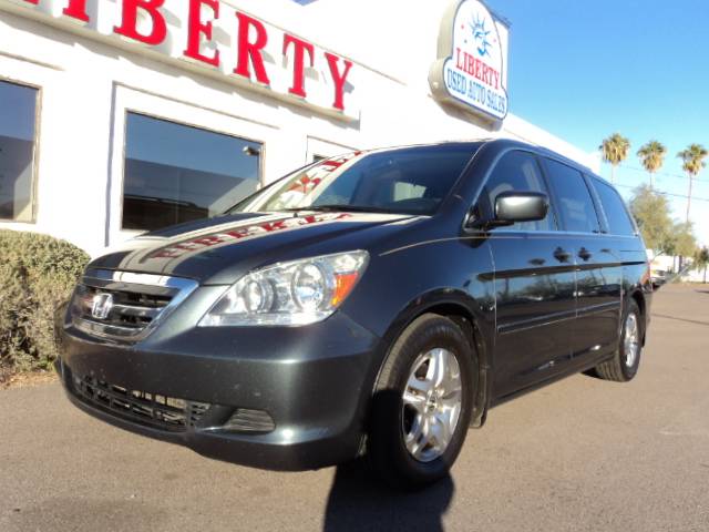 Honda Odyssey 2005 photo 1