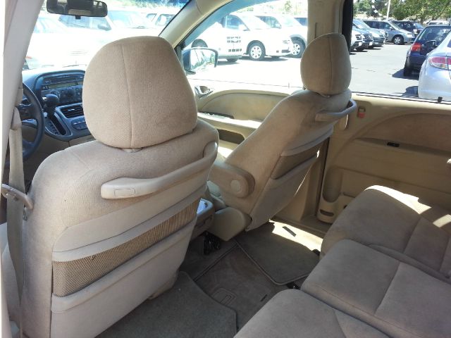 Honda Odyssey 2005 photo 14