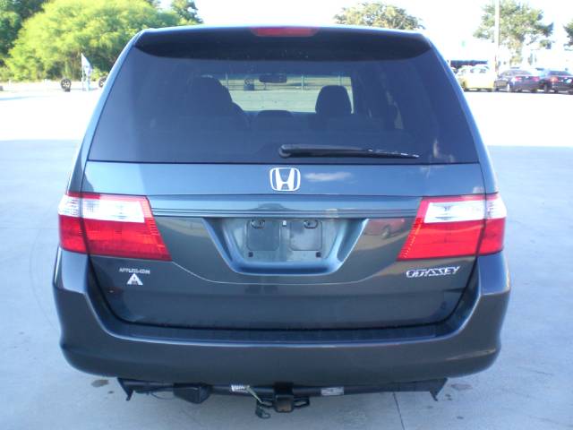 Honda Odyssey 2005 photo 5