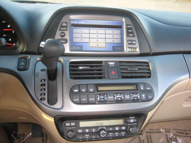 Honda Odyssey 2005 photo 1