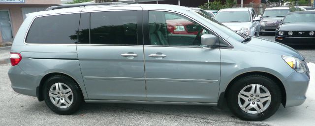 Honda Odyssey 2005 photo 4