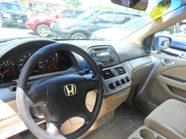 Honda Odyssey 2005 photo 11