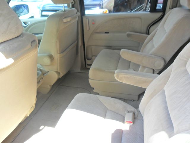 Honda Odyssey 2005 photo 15