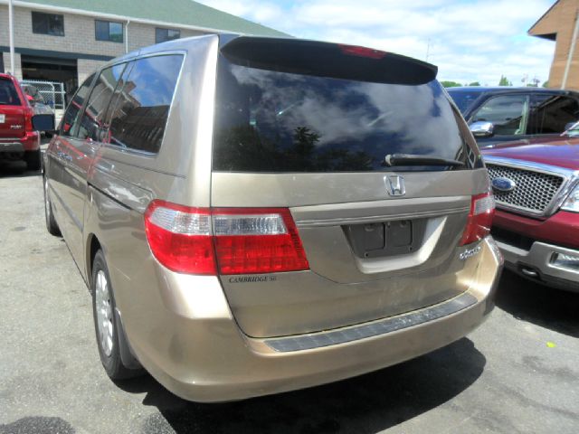 Honda Odyssey 2005 photo 18