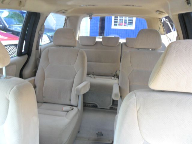 Honda Odyssey 2005 photo 4