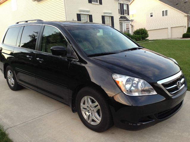 Honda Odyssey 2005 photo 1