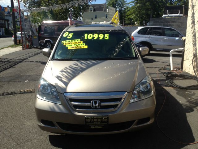 Honda Odyssey 2005 photo 1