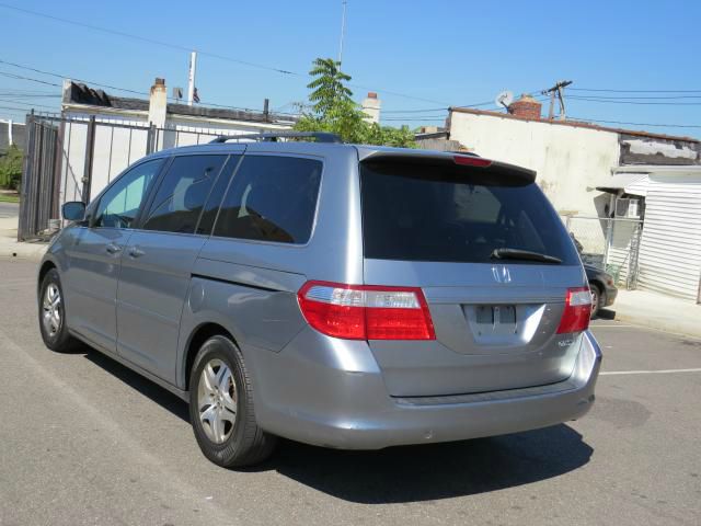 Honda Odyssey 2005 photo 4