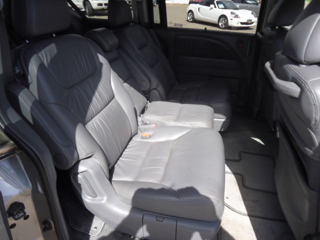 Honda Odyssey Ext Cab 125.9 WB 2WD Work Tru MiniVan