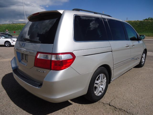 Honda Odyssey 2005 photo 1