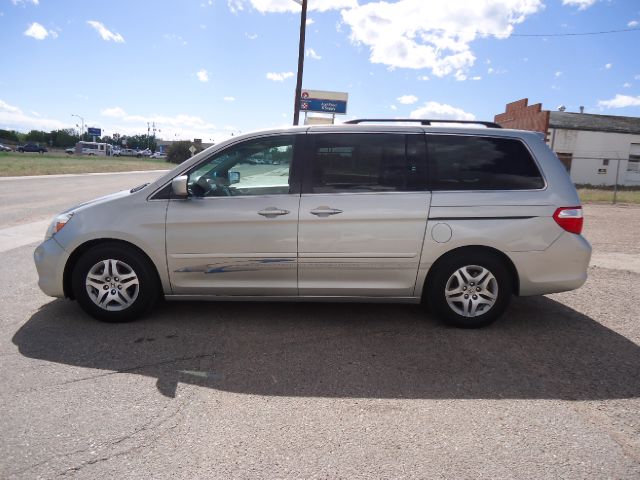 Honda Odyssey 2005 photo 12