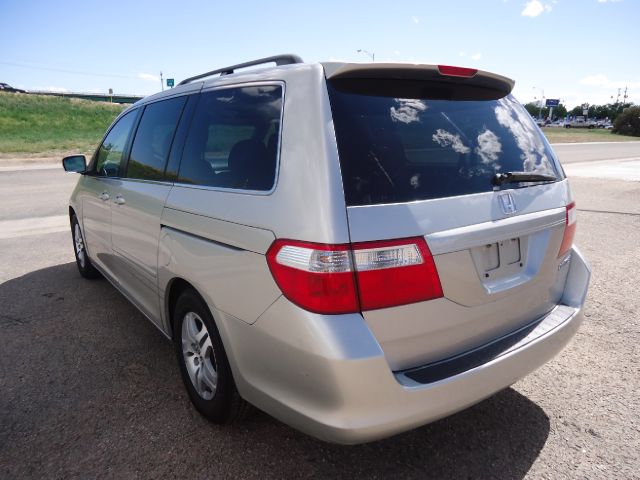 Honda Odyssey 2005 photo 8