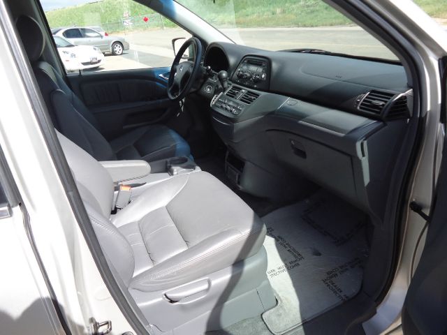 Honda Odyssey 2005 photo 9