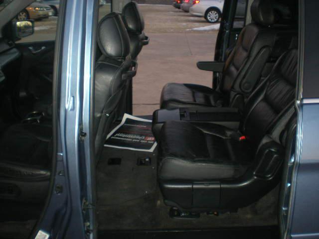 Honda Odyssey 2005 photo 3