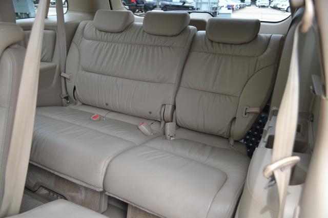 Honda Odyssey 2005 photo 9