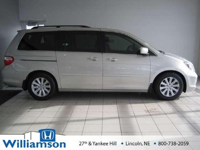 Honda Odyssey 2005 photo 1