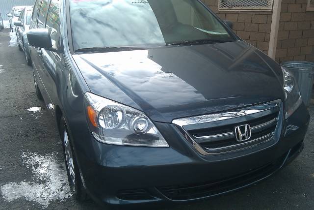 Honda Odyssey 2005 photo 1