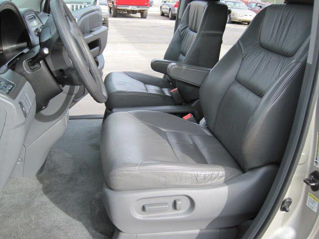 Honda Odyssey 2005 photo 1