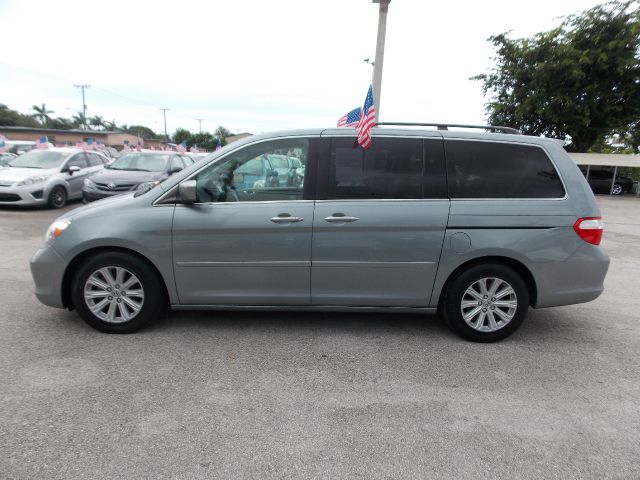 Honda Odyssey 2005 photo 3