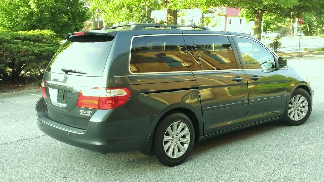 Honda Odyssey 2005 photo 5