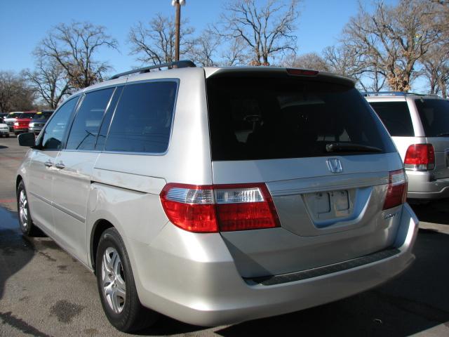 Honda Odyssey 2005 photo 4