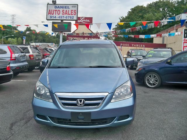 Honda Odyssey 2005 photo 1