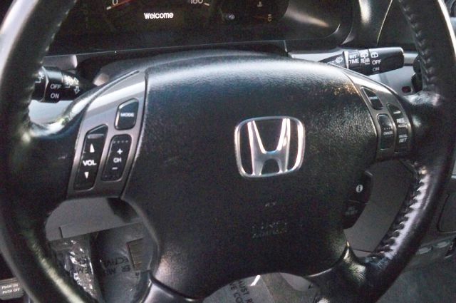 Honda Odyssey 2005 photo 12