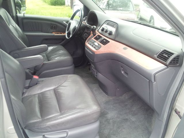 Honda Odyssey 2005 photo 5