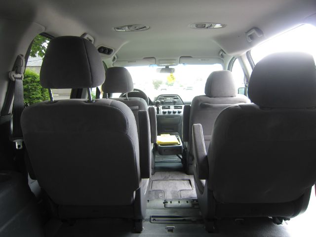 Honda Odyssey 2005 photo 1