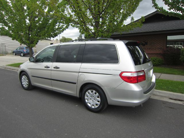 Honda Odyssey 2005 photo 10