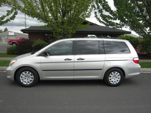 Honda Odyssey 2005 photo 11