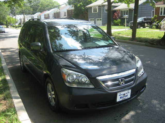 Honda Odyssey 2005 photo 1