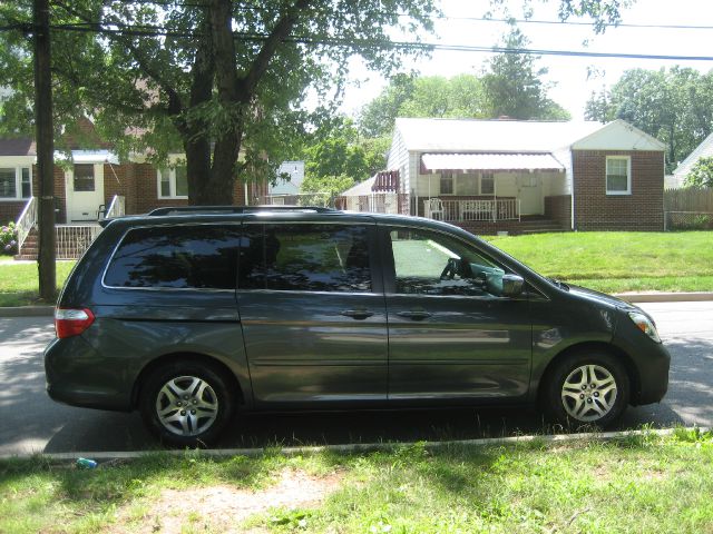 Honda Odyssey 2005 photo 4