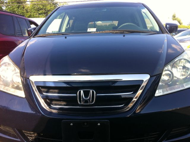 Honda Odyssey 2005 photo 3