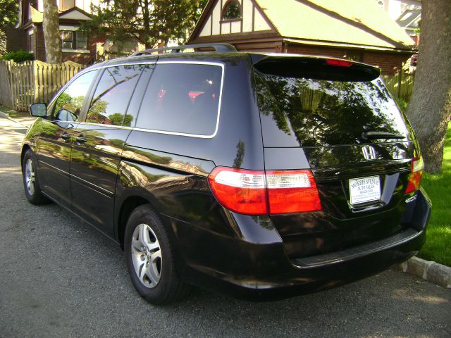 Honda Odyssey EX LWB MiniVan