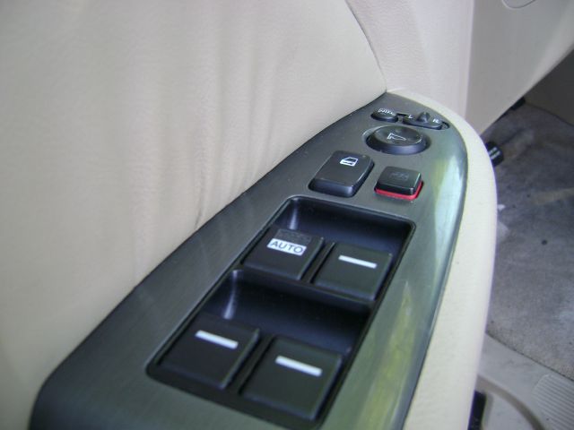 Honda Odyssey 2005 photo 1