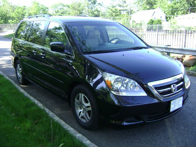 Honda Odyssey 2005 photo 18